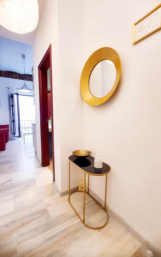Lovely Center Apartments - Sunny Balcony Alfalfa Sevilla Buitenkant foto