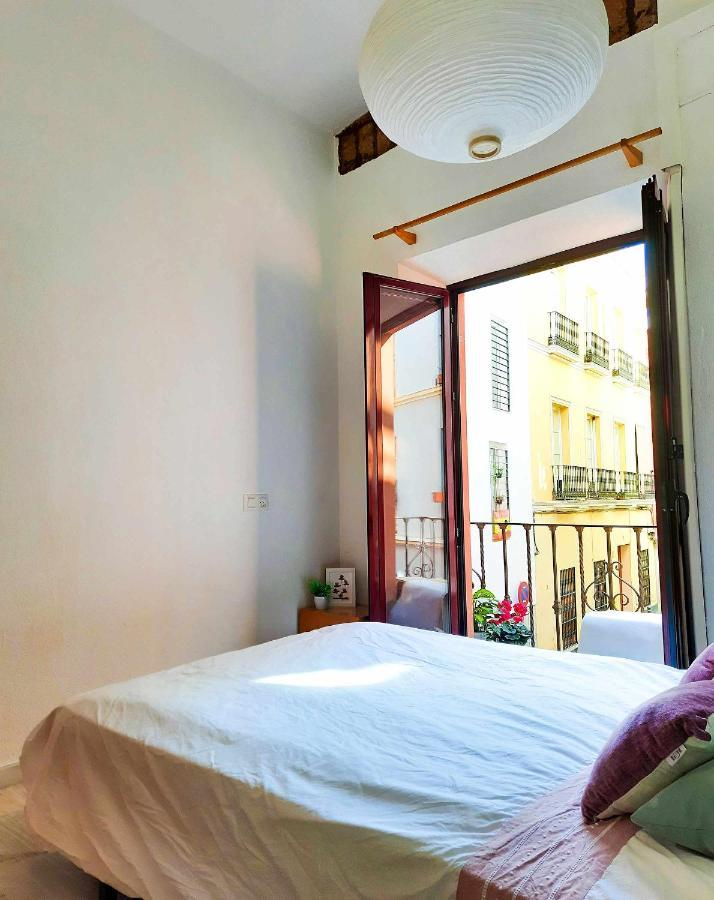 Lovely Center Apartments - Sunny Balcony Alfalfa Sevilla Buitenkant foto